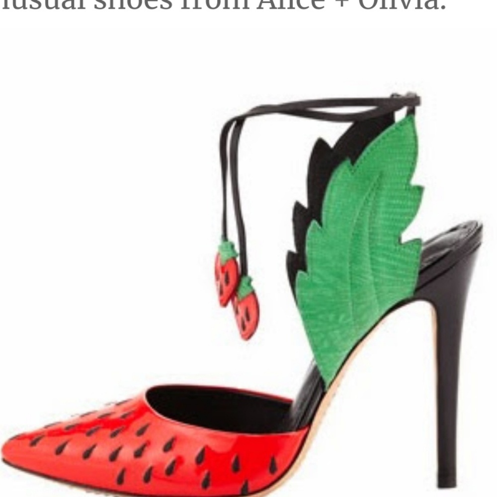 Help!!!! Looking for these alice +Olivia pumps